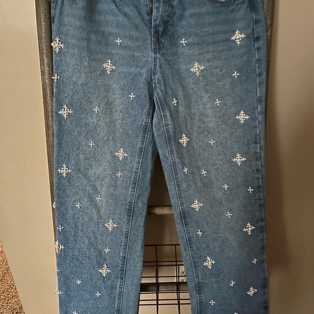 Elegant Embellished Women's Banjara jeans with white pearls